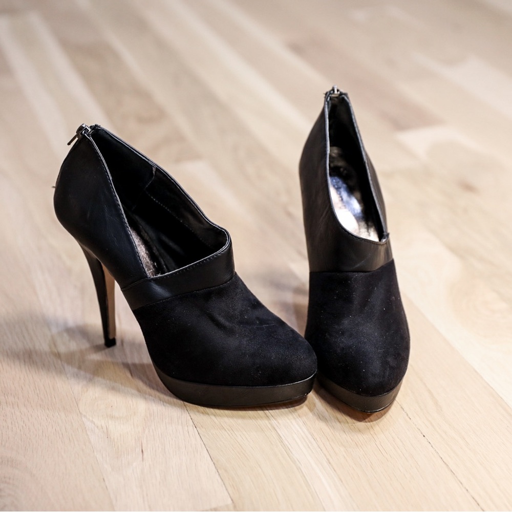 Madden Girl Black Booties women size 11